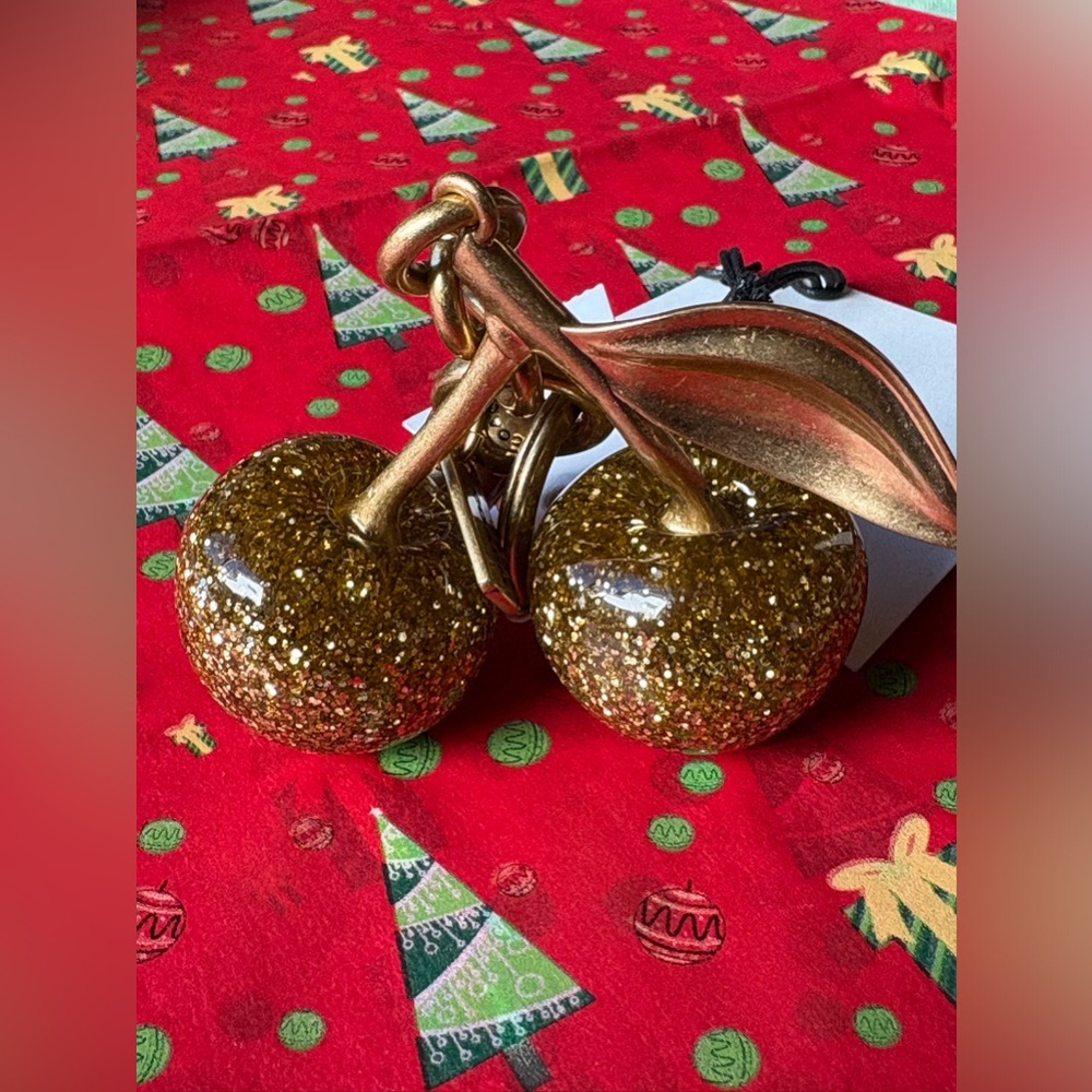 🍒 CHERRY BAG CHARM 🍒NWT 🍒 - Picture 6 of 16